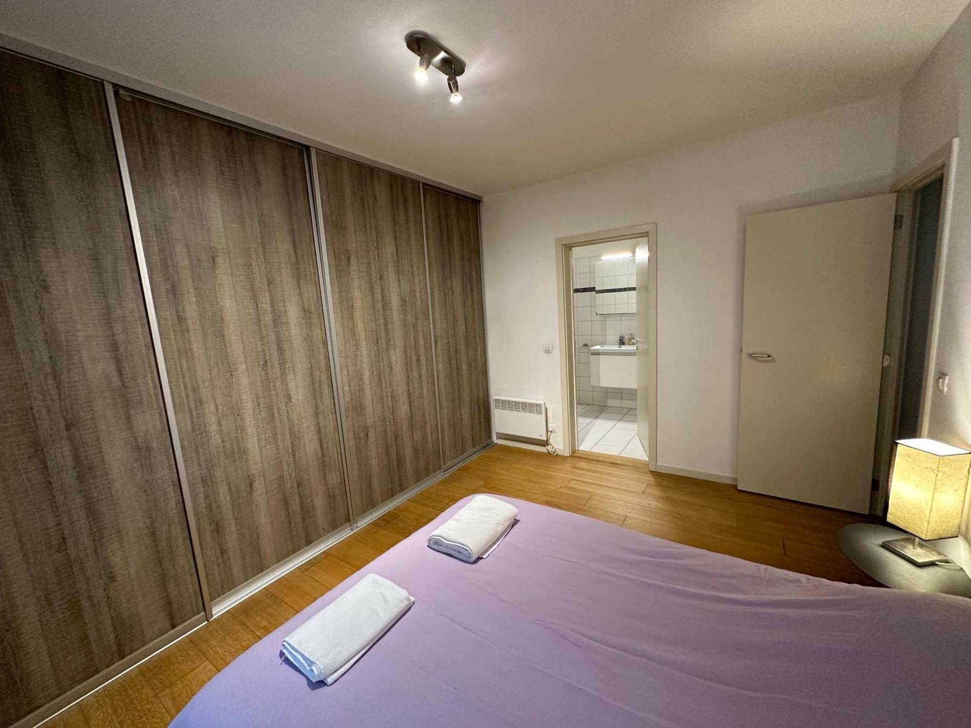 3 Bedroom Apartment In City Center With Balcony View Bruksela Zewnętrze zdjęcie